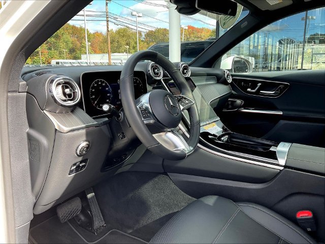 Used 2026 Mercedes-Benz GLC 300 4MATIC image 18