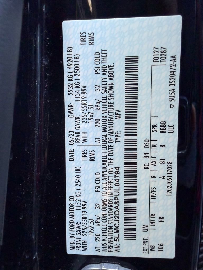 Used 2023 Lincoln Corsair Reserve image 33