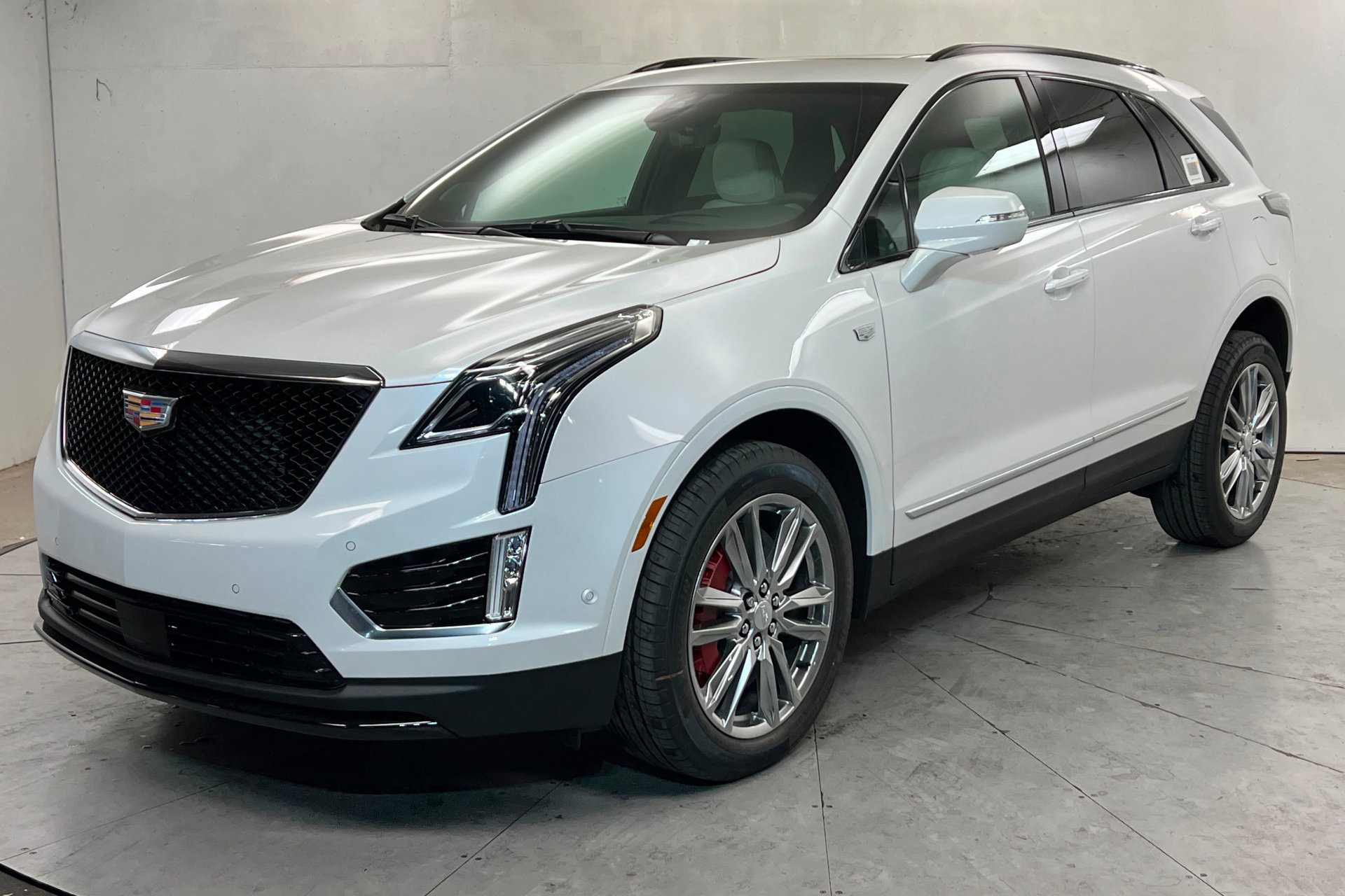 New 2026 Cadillac XT5 Sportv