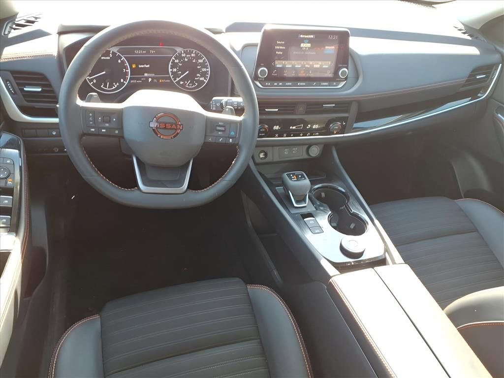 Used 2025 Nissan Rogue Rock Creek image 14