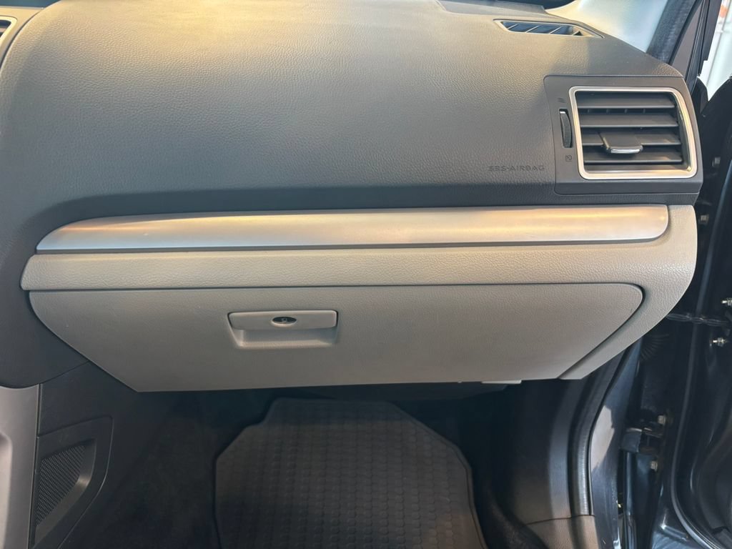 Used 2017 Subaru Forester 2.5i Premium w/ Popular Package #2A AWD/4WD image 30