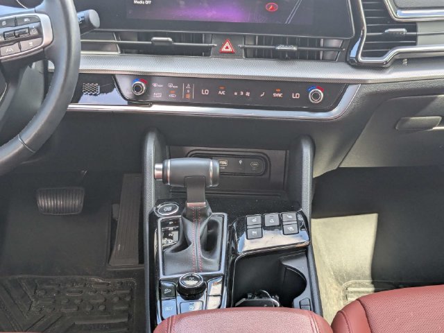 Certified 2024 Kia Sportage SX AWD/4WD image 21