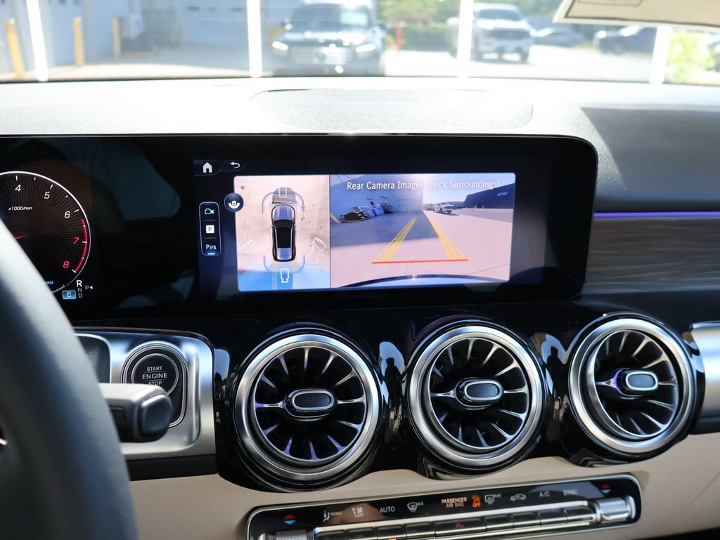 New 2026 Mercedes-Benz GLB 250 4MATIC image 24