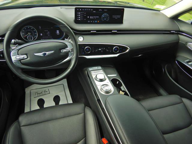 Used 2025 Genesis GV70 2.5T AWD/4WD image 2