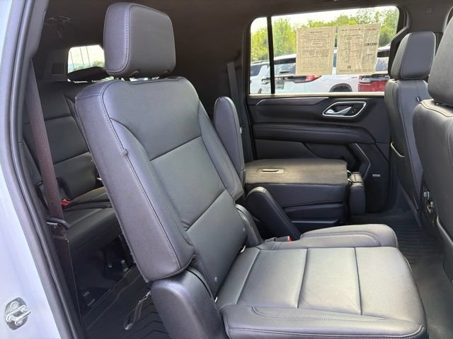 Used 2022 Chevrolet Suburban LT w/ LT Signature Plus Package AWD/4WD image 15