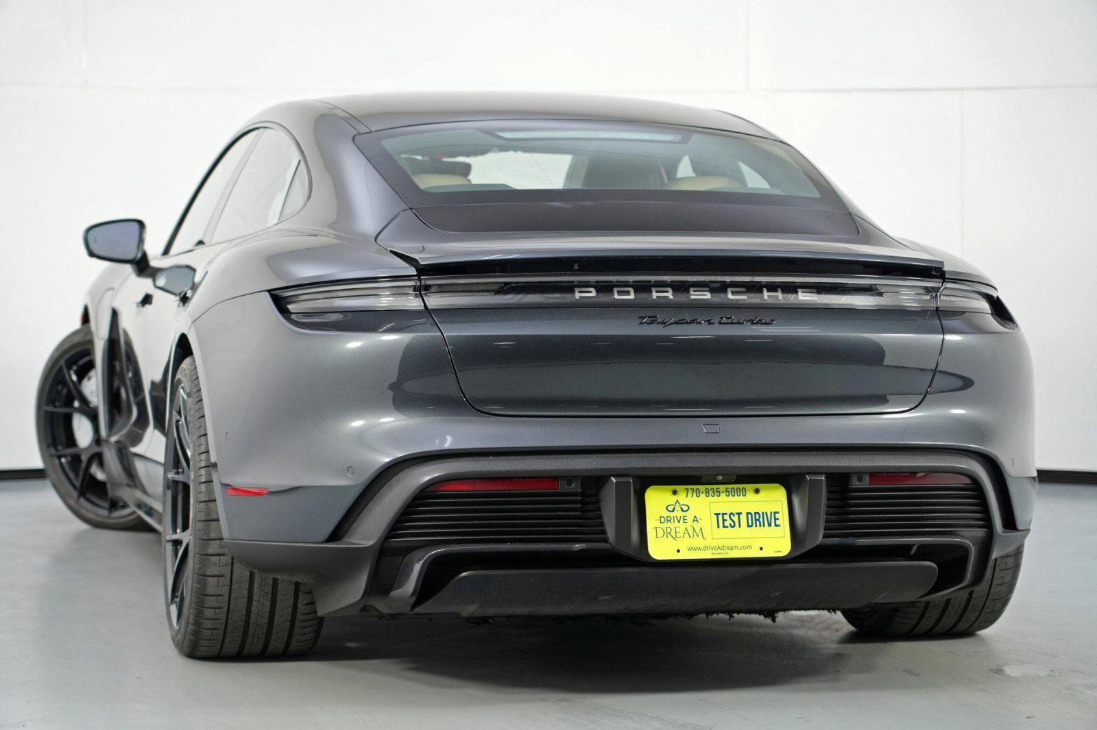 Used 2020 Porsche Taycan Turbo image 6