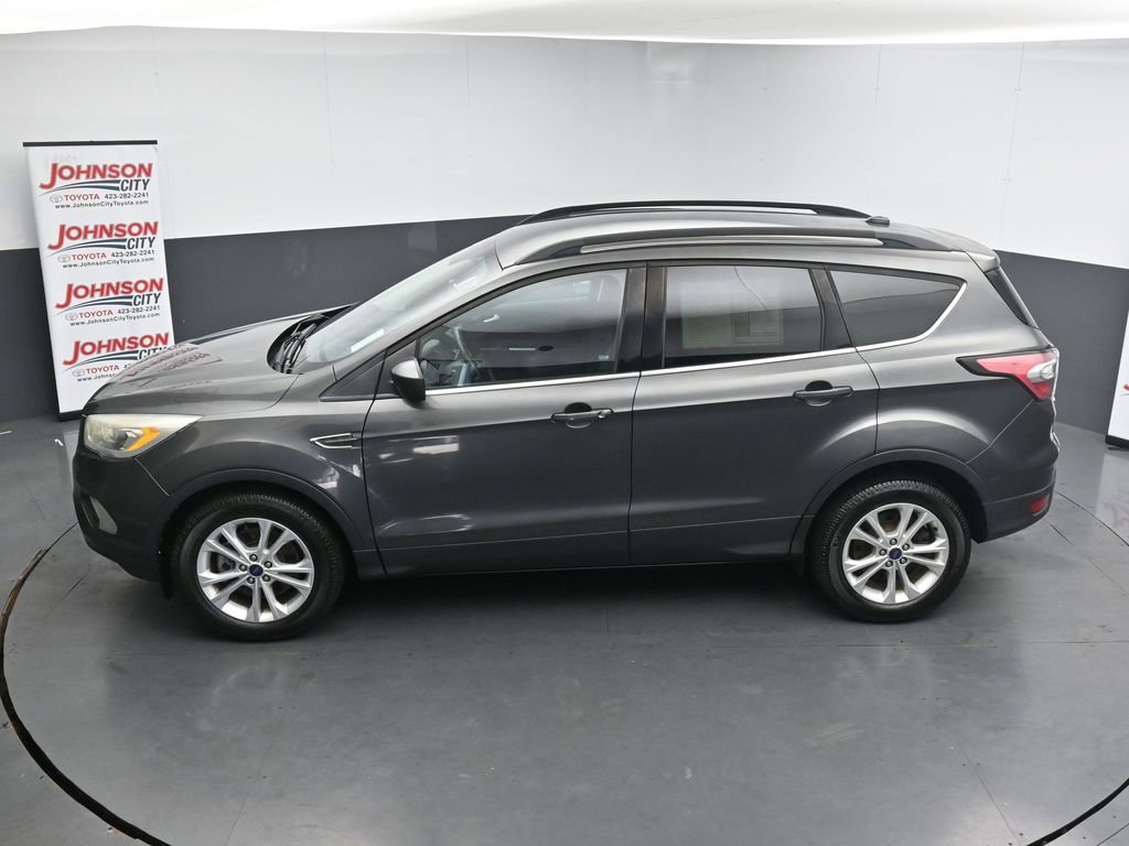 Used 2017 Ford Escape SE w/ SE Leather Comfort Package image 28