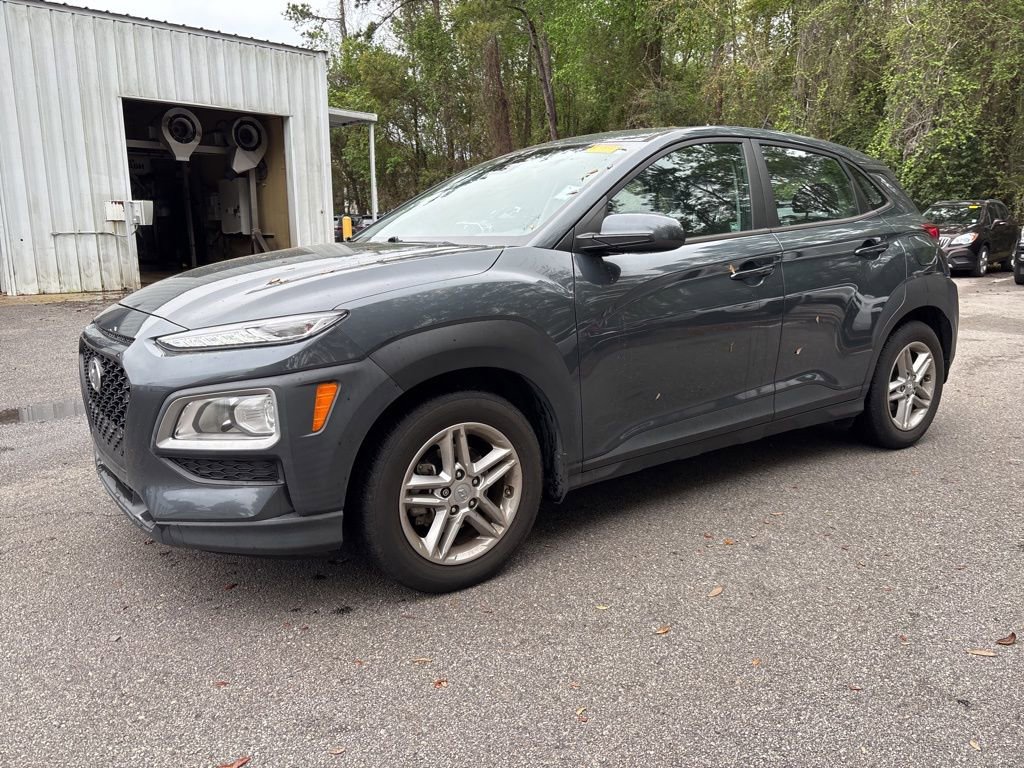 Used 2021 Hyundai Kona SE w/ Winter Weather Package image 16