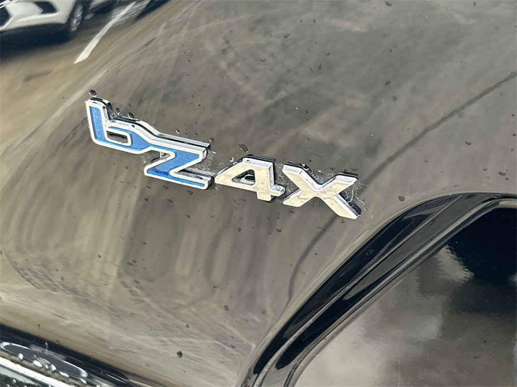 Used 2025 Toyota bZ4X FWD image 13