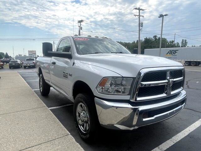 Used 2017 RAM 2500 Tradesman w/ Chrome Appearance Group image 4