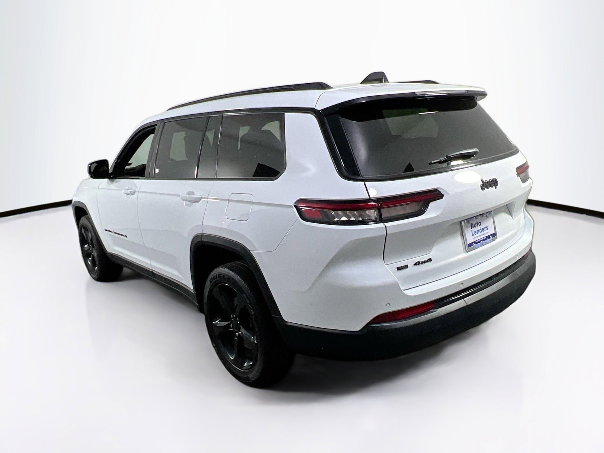 Used 2023 Jeep Grand Cherokee L Laredo AWD/4WD image 7