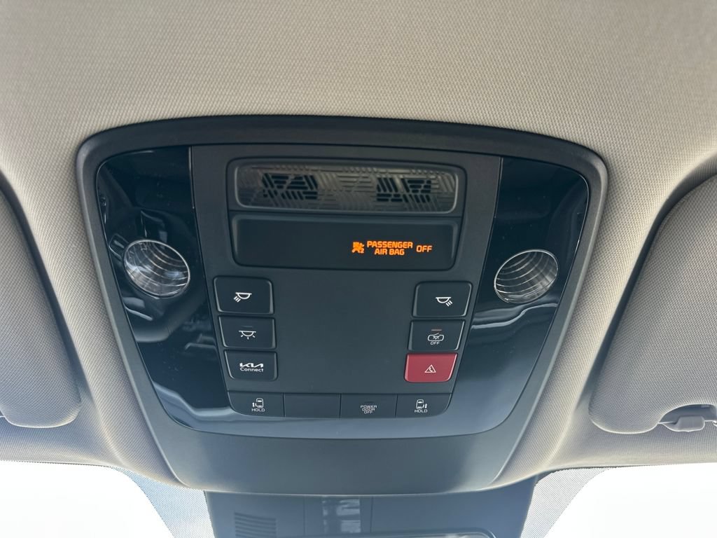 New 2026 Kia Carnival FWD image 31