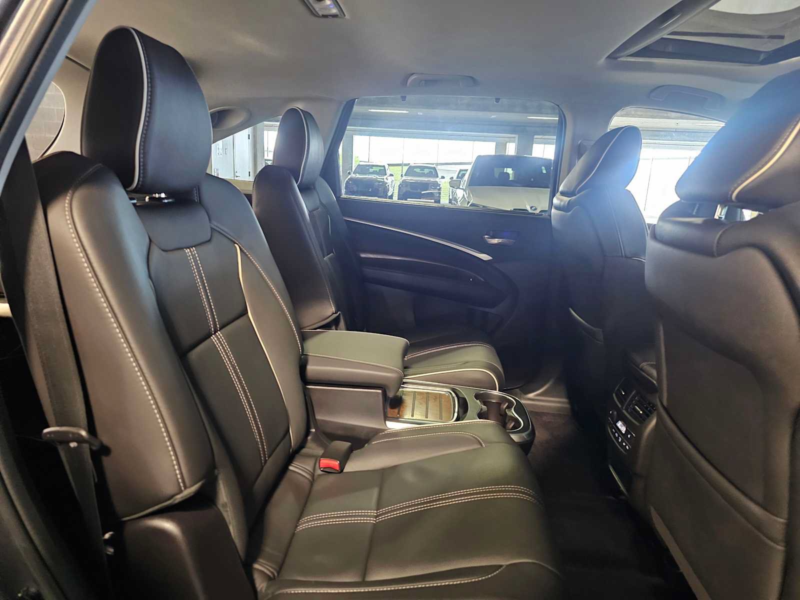 Used 2018 Acura MDX SH-AWD w/ Advance Package image 32