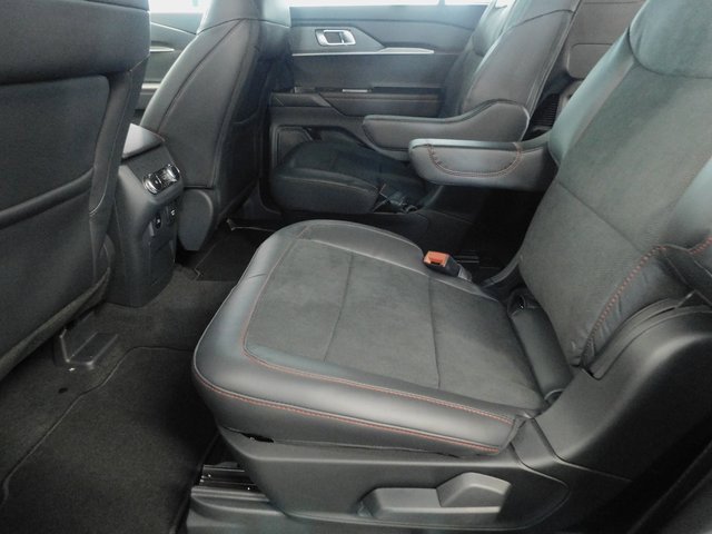 New 2026 Ford Explorer ST image 10