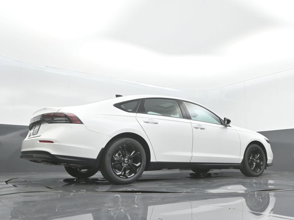 New 2025 Honda Accord SE image 23