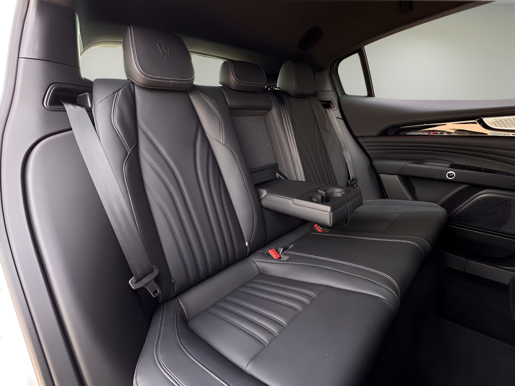 New 2026 Maserati Grecale Modena AWD/4WD image 13