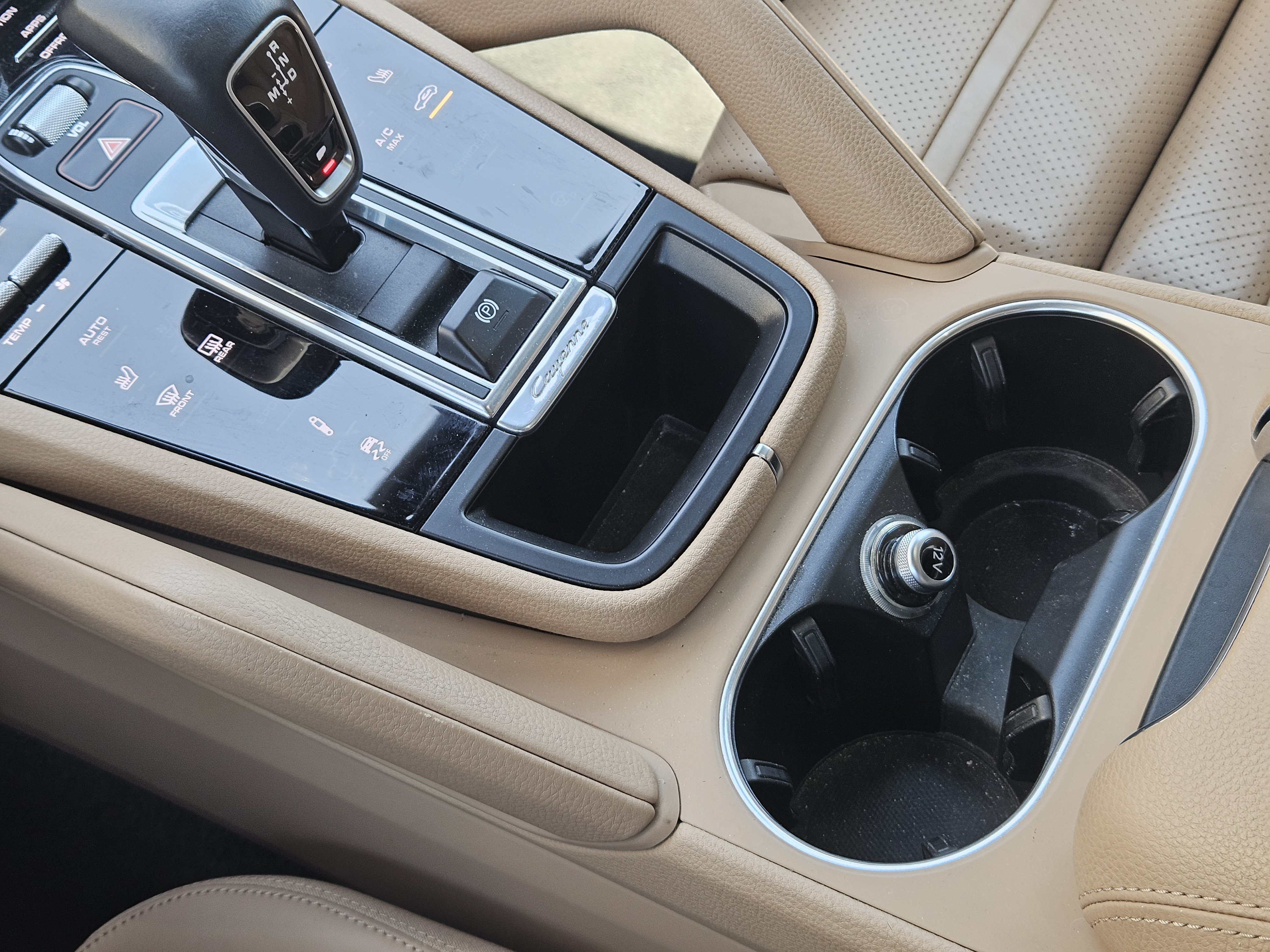 Certified 2021 Porsche Cayenne Coupe AWD/4WD image 20