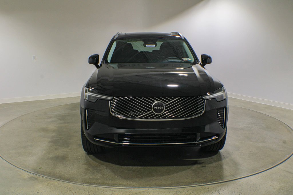 New 2026 Volvo XC90 B6 Plus w/ Protection Package AWD/4WD image 8