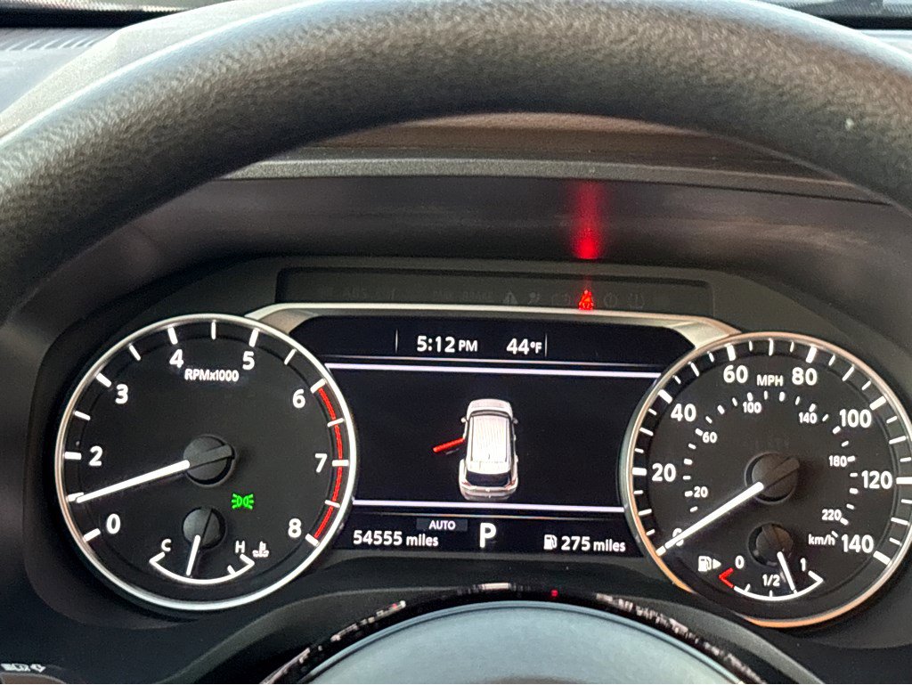 Used 2023 Nissan Rogue SV image 5