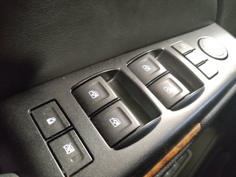 Used 2019 Chevrolet Tahoe Premier AWD/4WD image 27