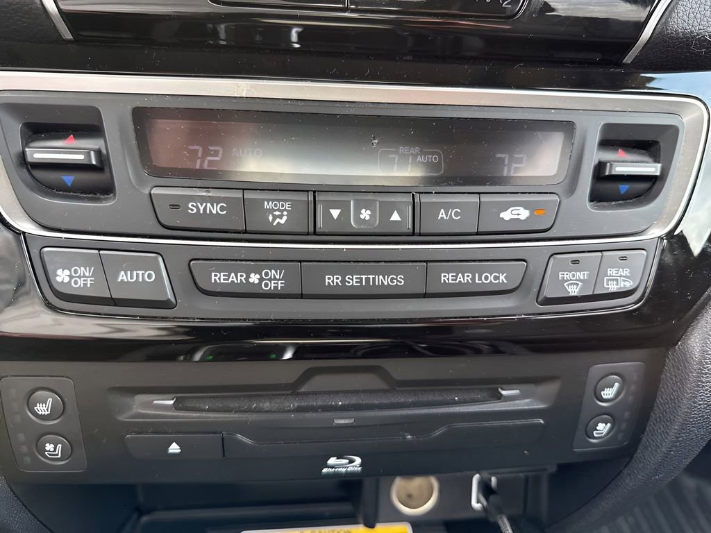 Used 2021 Honda Pilot Elite image 12