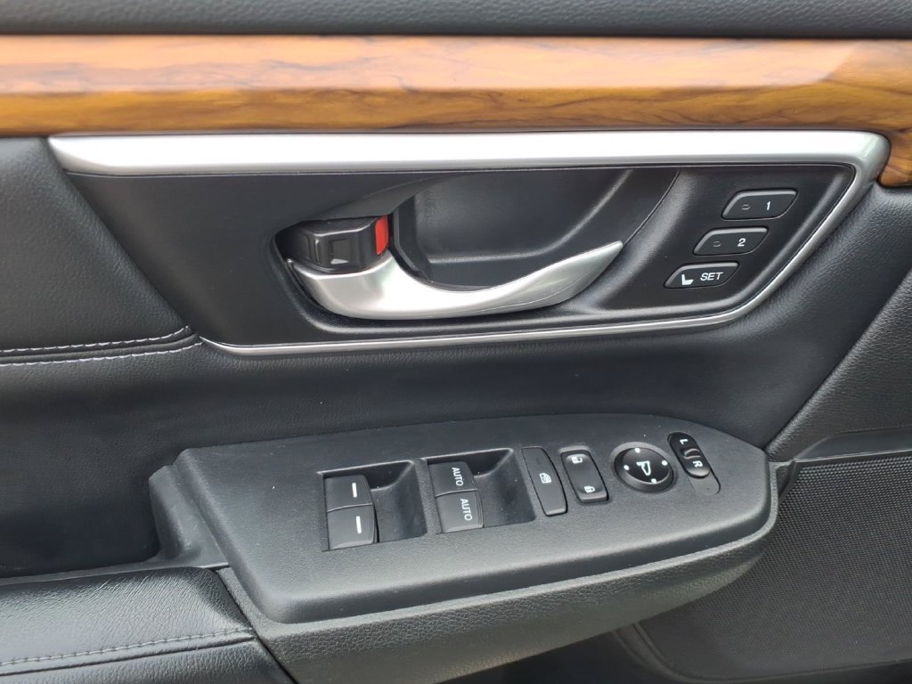 Used 2017 Honda CR-V EX-L image 14