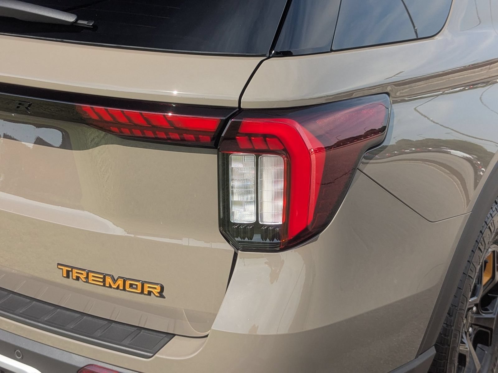 New 2026 Ford Explorer Tremor w/ Tremor Ultimate Package AWD/4WD image 36
