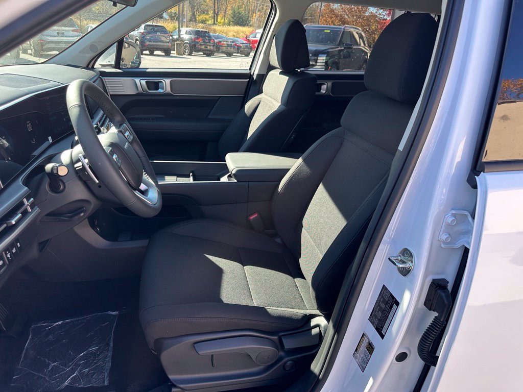 New 2026 Hyundai Santa Fe SE AWD/4WD image 8