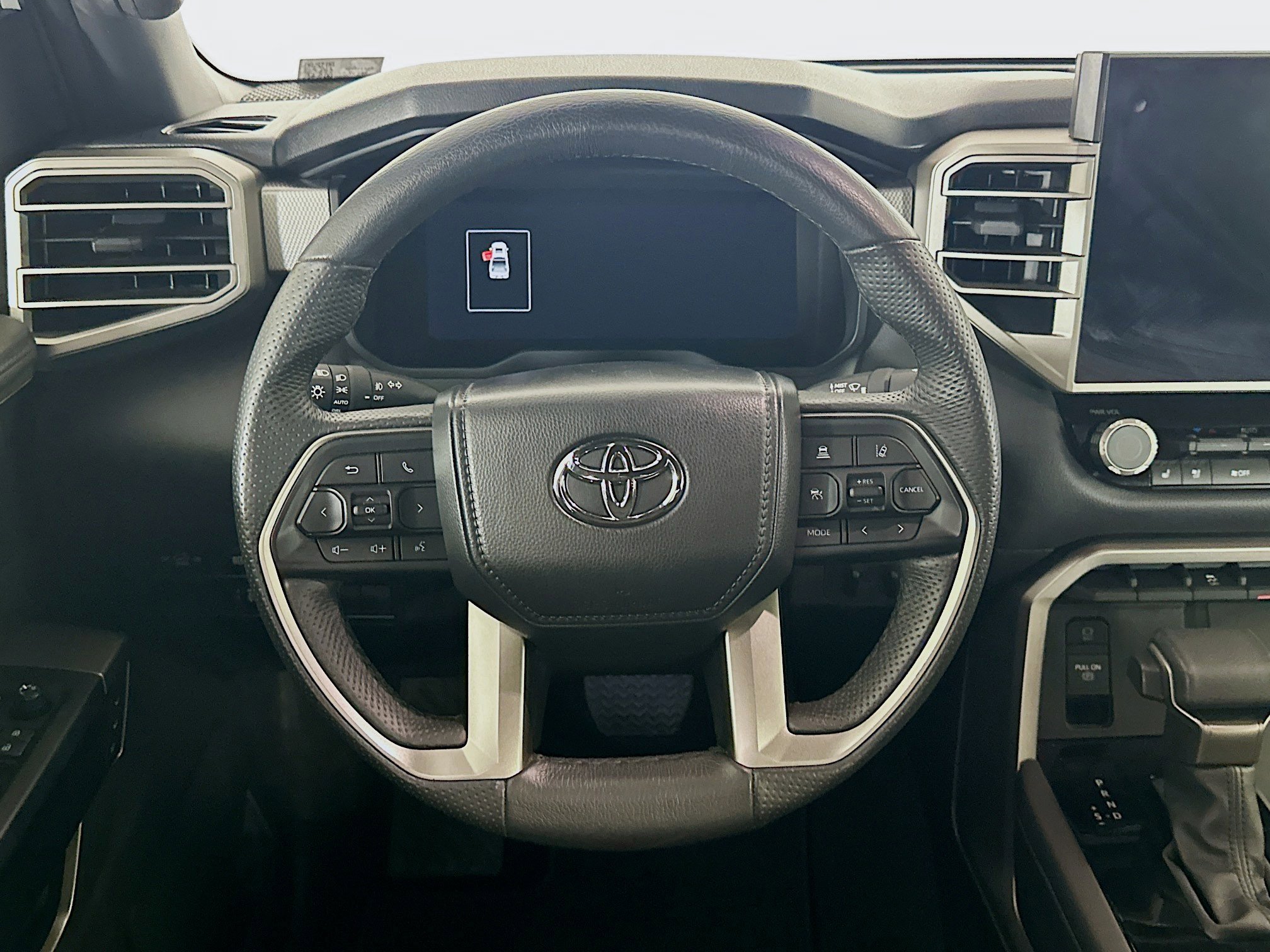 Used 2025 Toyota Tundra Limited image 18