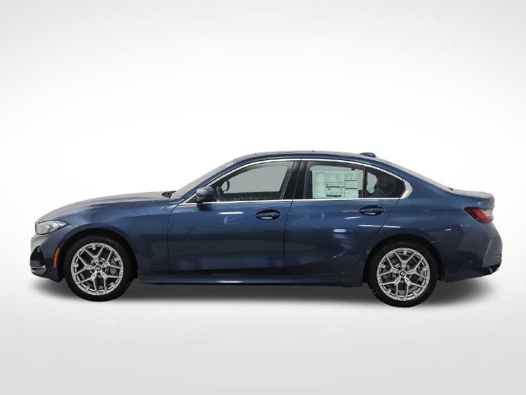 Used 2026 BMW 330i xDrive Sedan w/ Premium Package AWD/4WD image 2