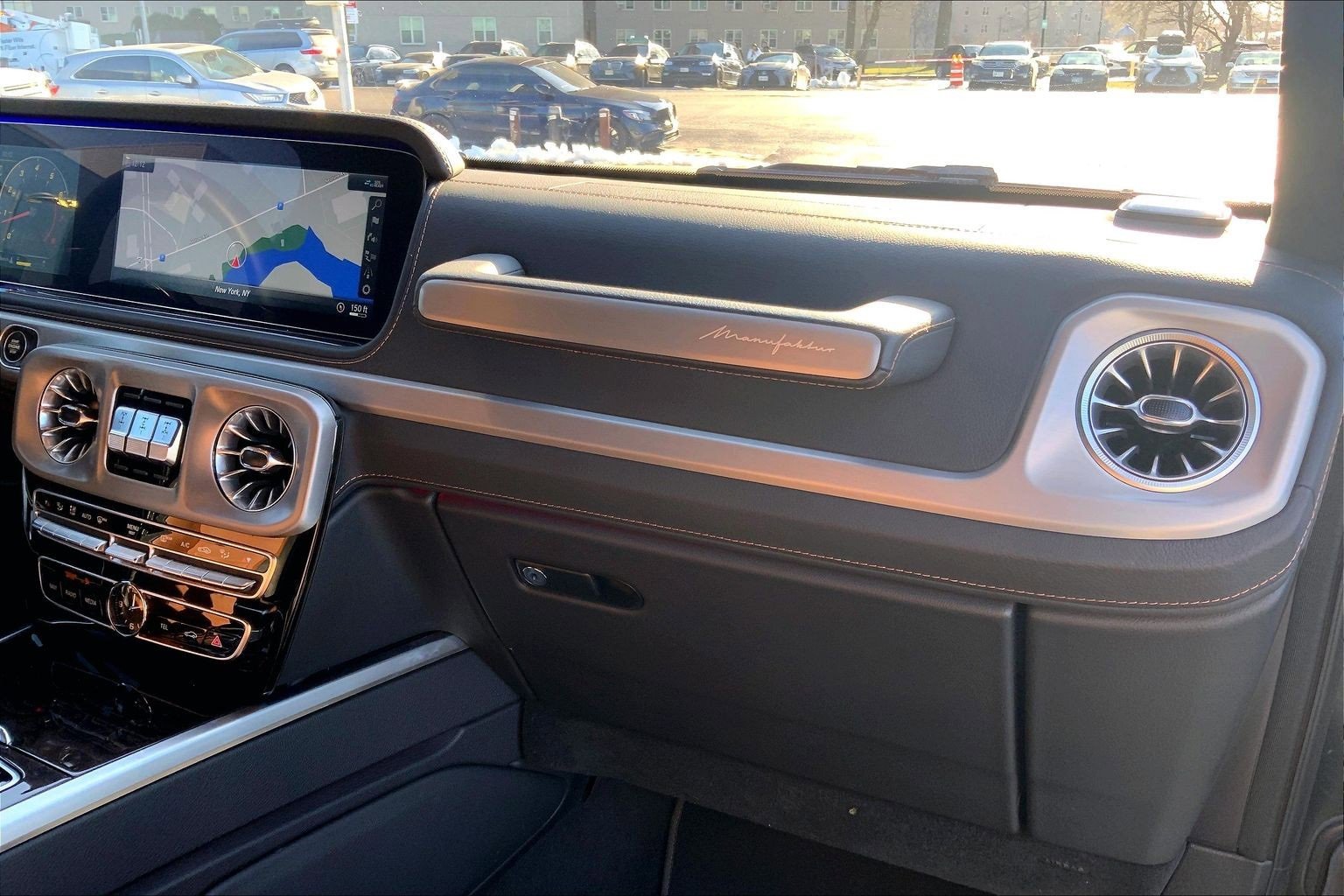 Used 2024 Mercedes-Benz G 550 image 18