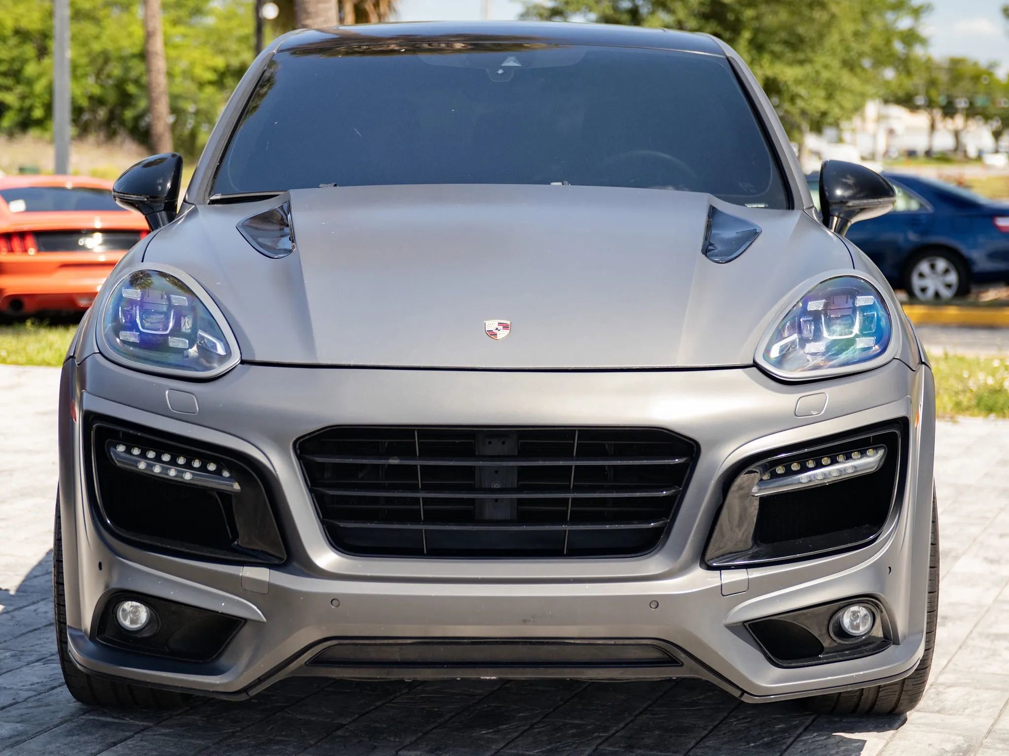 Used 2015 Porsche Cayenne Turbo AWD/4WD image 6