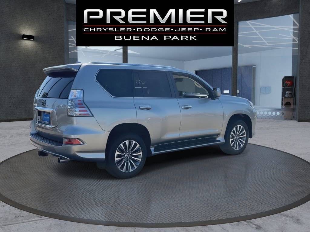 Used 2023 Lexus GX 460 Luxury w/ Off Road Package AWD/4WD image 8