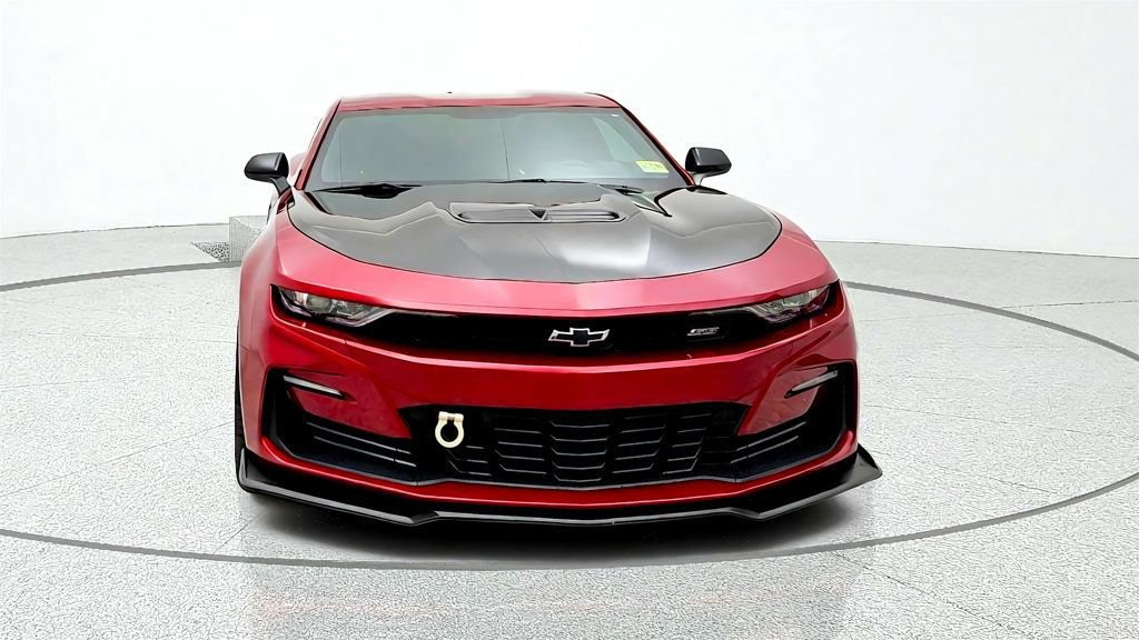 Used 2021 Chevrolet Camaro SS RWD image 2