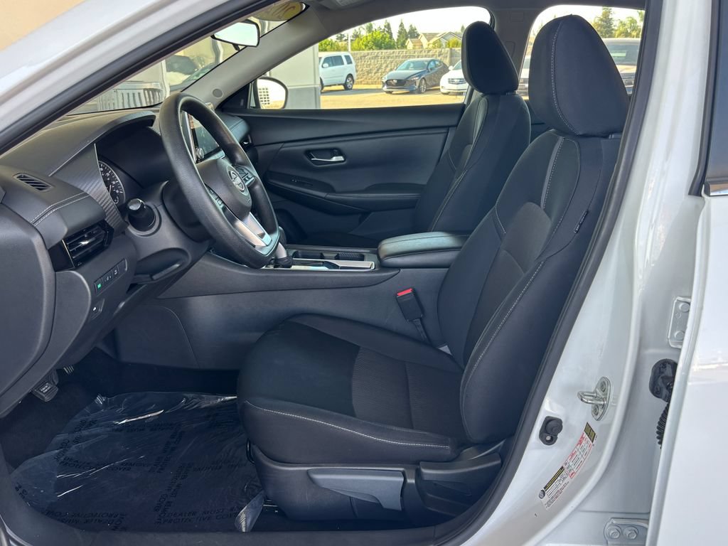 Used 2024 Nissan Sentra SV FWD image 20