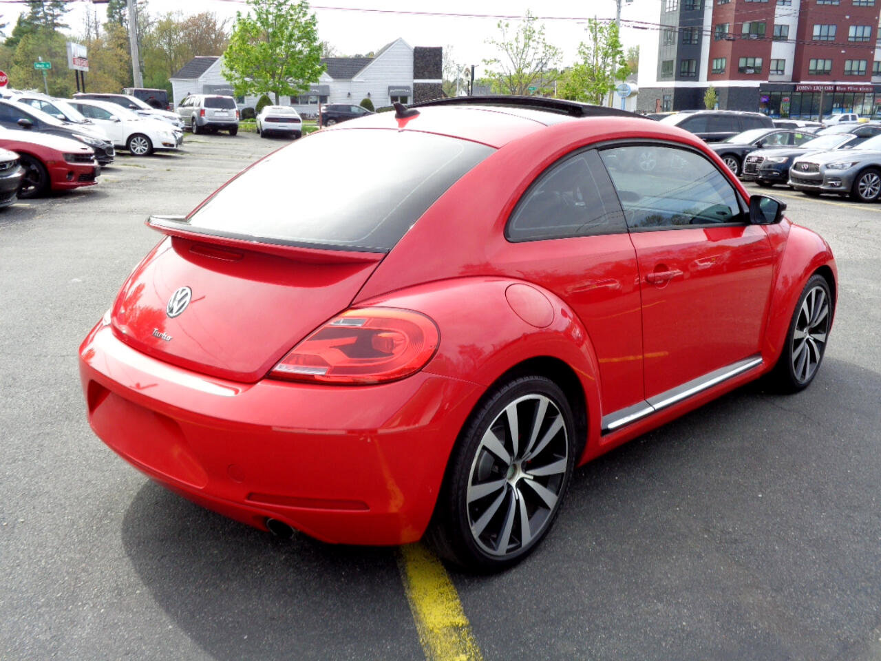 Used 2012 Volkswagen Beetle 2.0T image 15