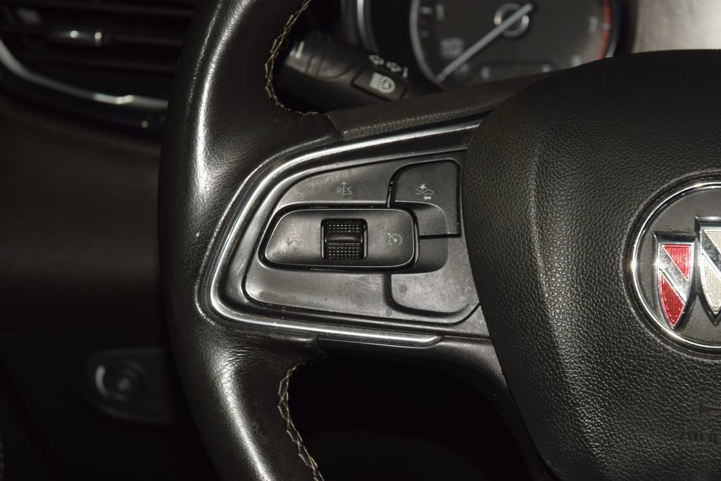 Used 2020 Buick Encore GX Preferred AWD/4WD image 33
