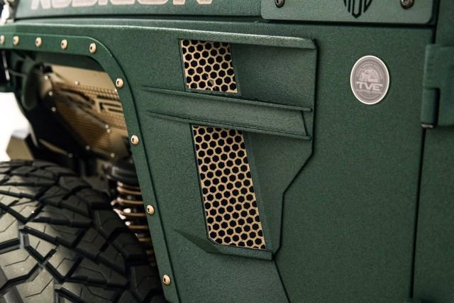 Used 2025 Jeep Gladiator Rubicon w/ Safety Group AWD/4WD image 10