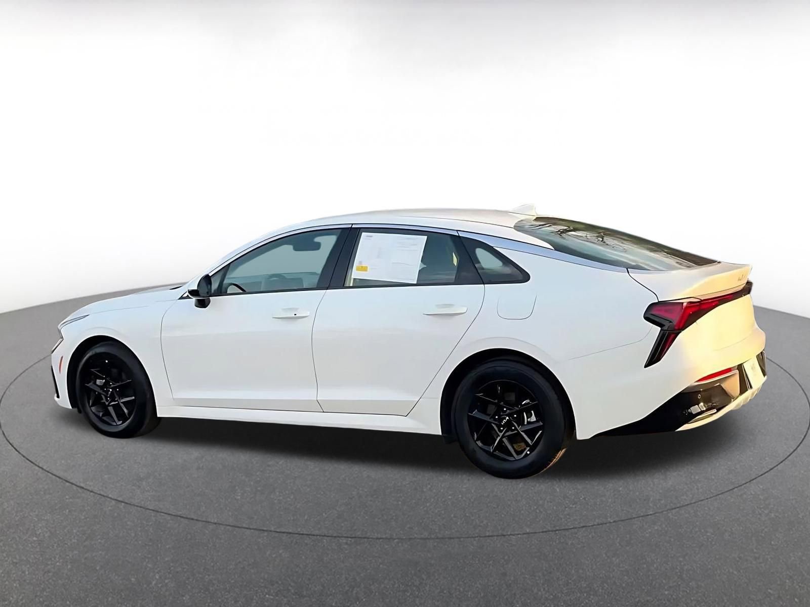 Used 2025 Kia K5 LXS image 10