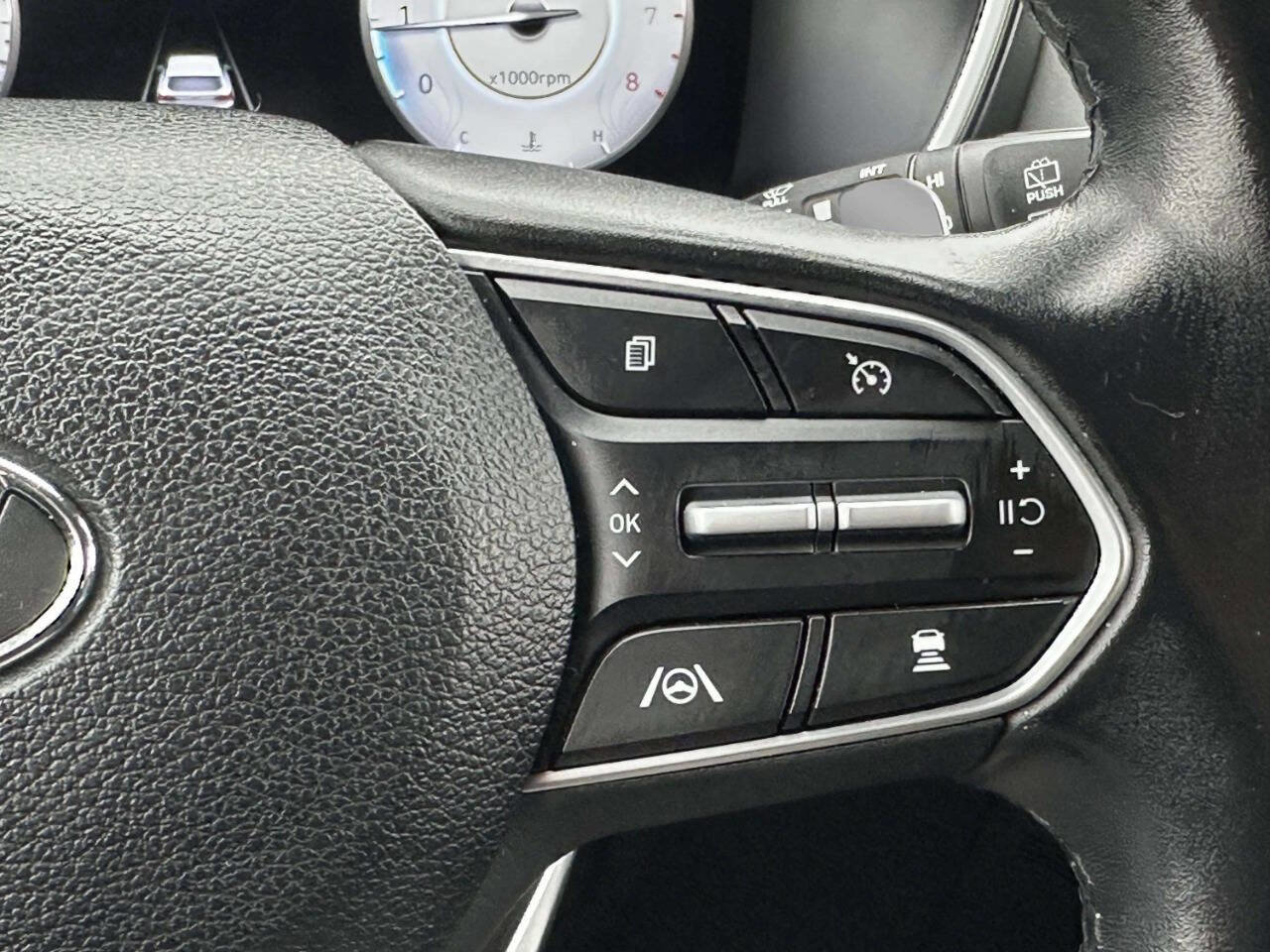 Used 2022 Hyundai Santa Fe SEL w/ Convenience + Premium Package AWD/4WD image 30