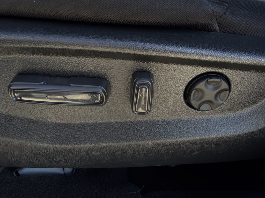 Used 2020 Honda CR-V EX image 25