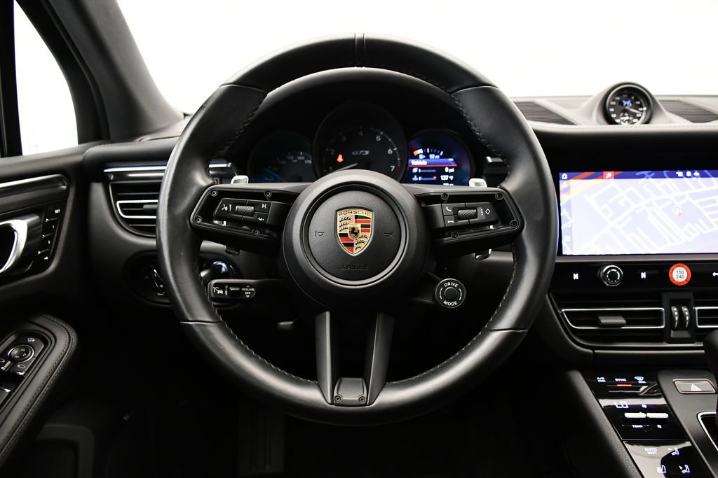 Certified 2024 Porsche Macan GTS image 26