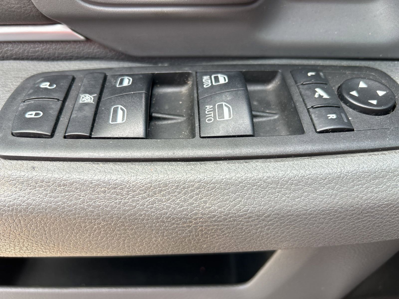 Used 2014 RAM 1500 Big Horn image 24