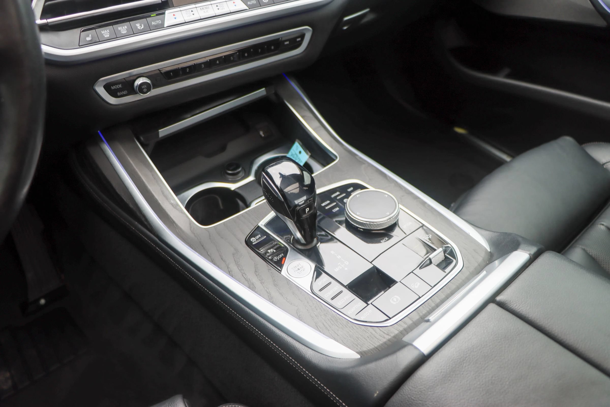 Used 2019 BMW X7 xDrive40i w/ Premium Package AWD/4WD image 46