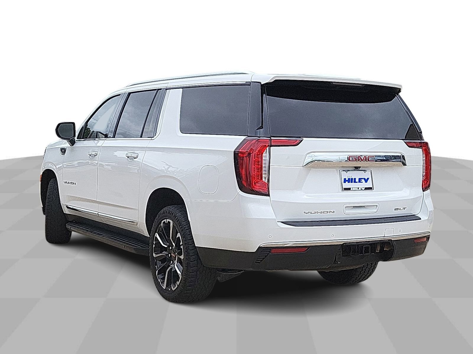 Certified 2023 GMC Yukon XL SLT image 6