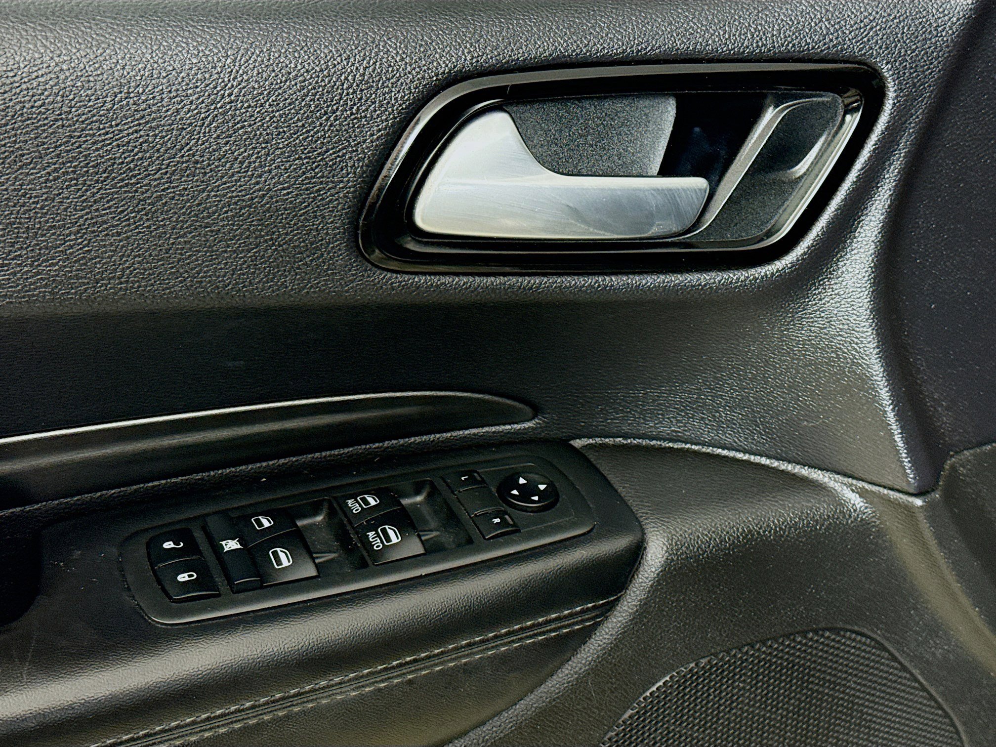 Used 2021 Dodge Durango SXT image 22