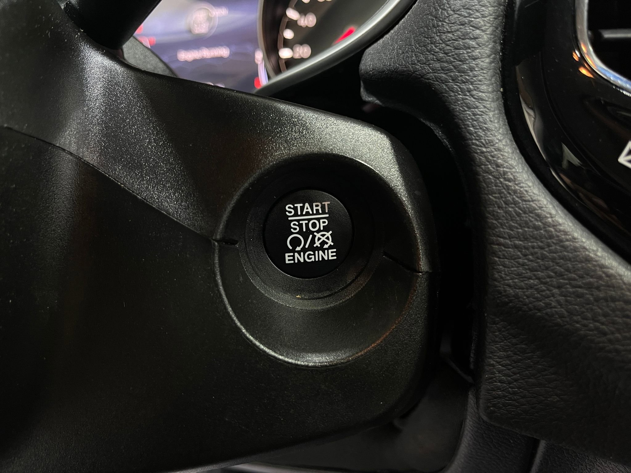 Used 2020 Jeep Compass Limited image 19