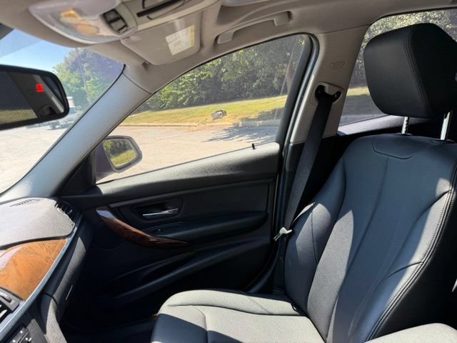 Used 2015 BMW 328i xDrive Sedan AWD/4WD image 16