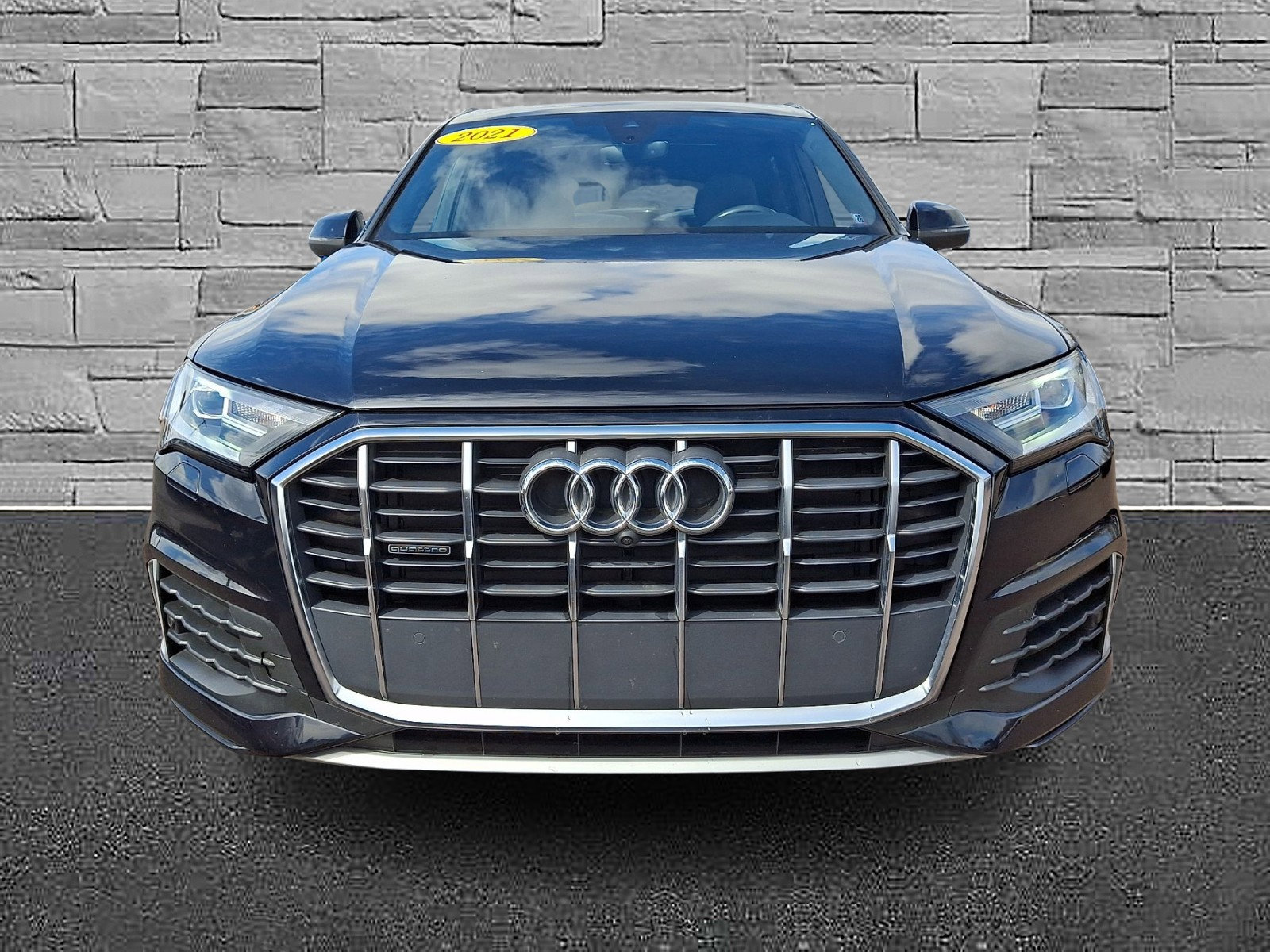 Used 2021 Audi Q7 2.0T Premium w/ Convenience Package image 3