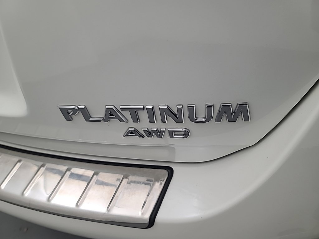 Used 2014 Nissan Murano LE w/ Platinum Edition Package AWD/4WD image 10